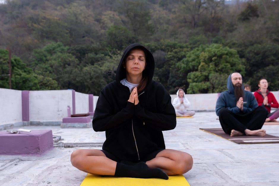 Integrating ​Mindfulness and ⁣Yoga‌ for Long-Term⁣ Dietary Balance