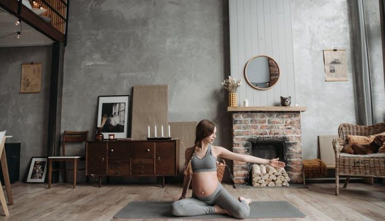 Should Yoga Instructors Be Certified in Prenatal Techniques