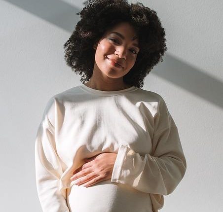 Should Pregnant Women Avoid Backbends in Yoga