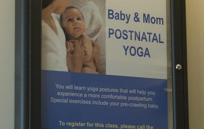 Postnatal yoga for regaining abdominal strength