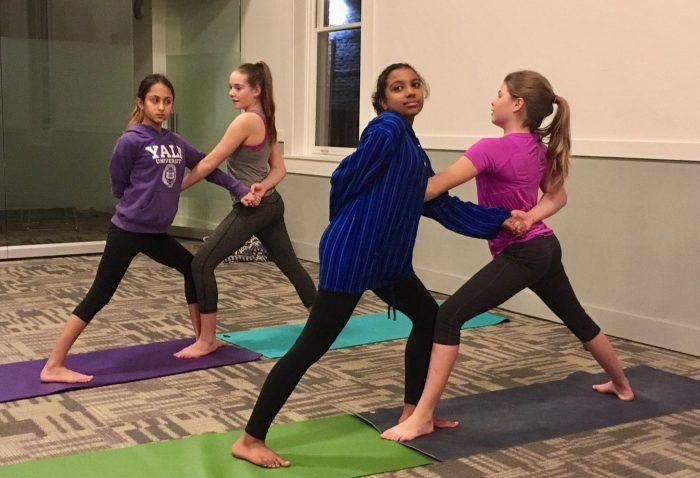 Balancing Act:‌ Teen Yoga for Growth and Mindfulness