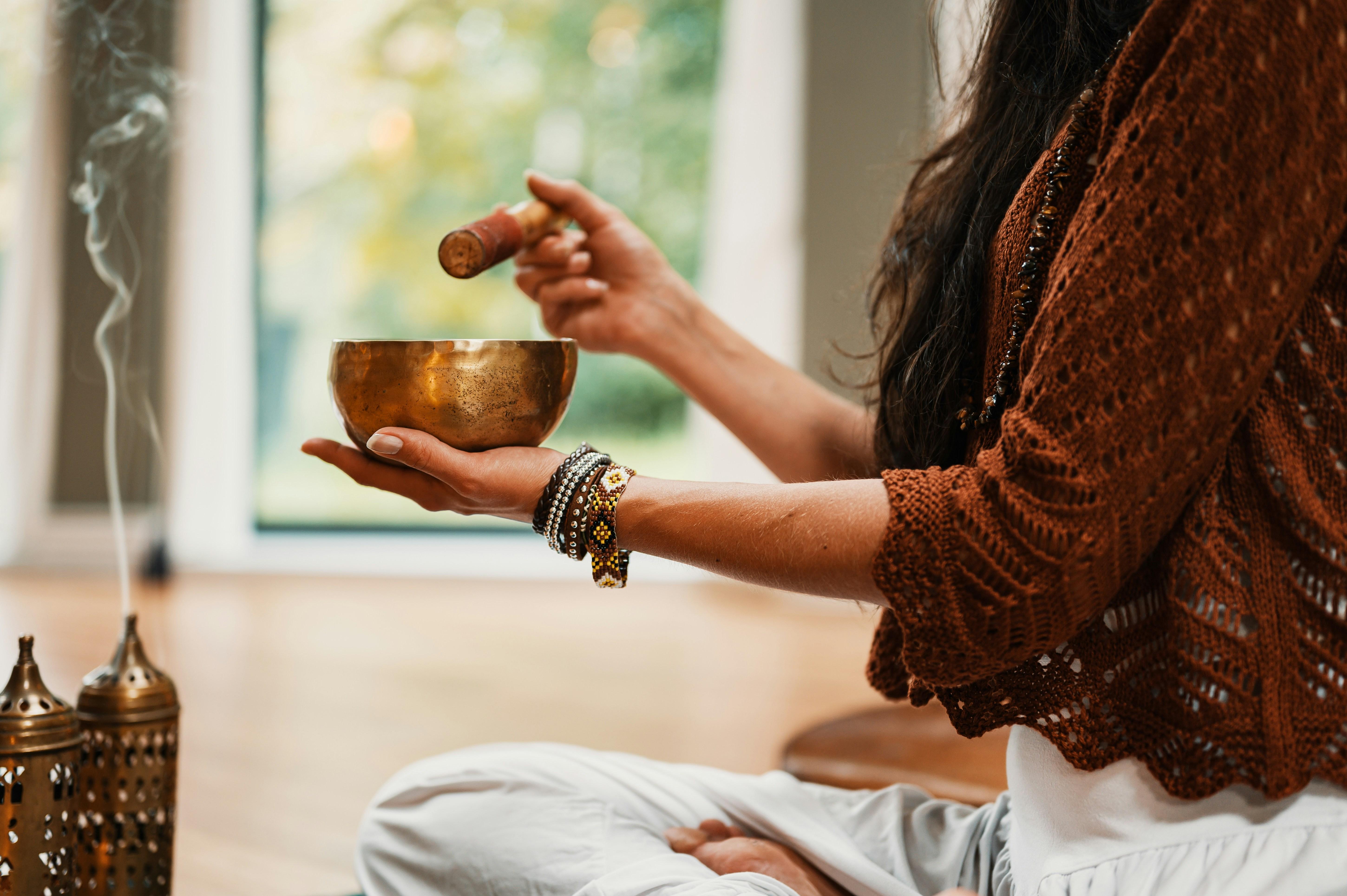 Mindful Mornings: Integrating Meditation for Lasting Peace