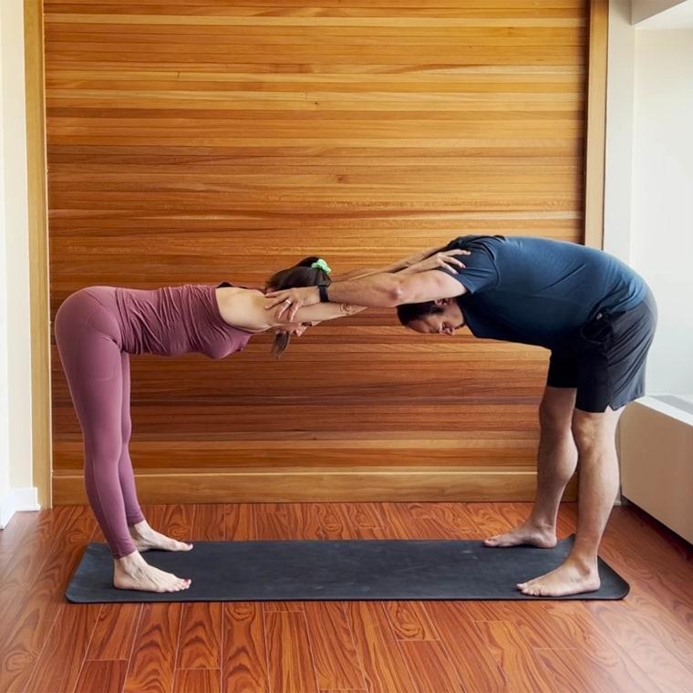 Building Strength and Flexibility‌ with Partner Poses